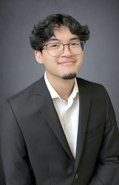 Daniel Yee, Associate